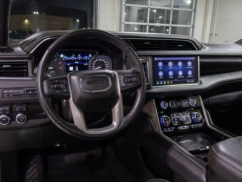Used 2021 GMC Yukon Denali image 16