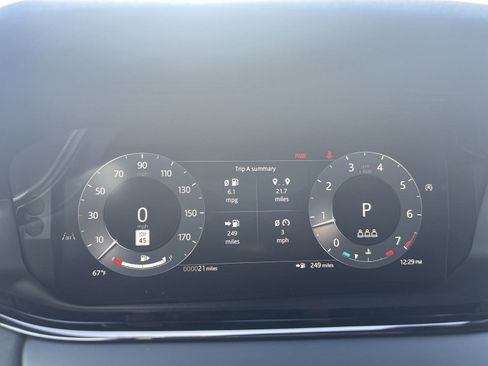 New 2025 Land Rover Range Rover Evoque Dynamic SE image 12