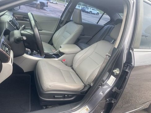 Used 2017 Honda Accord EX-L image 14