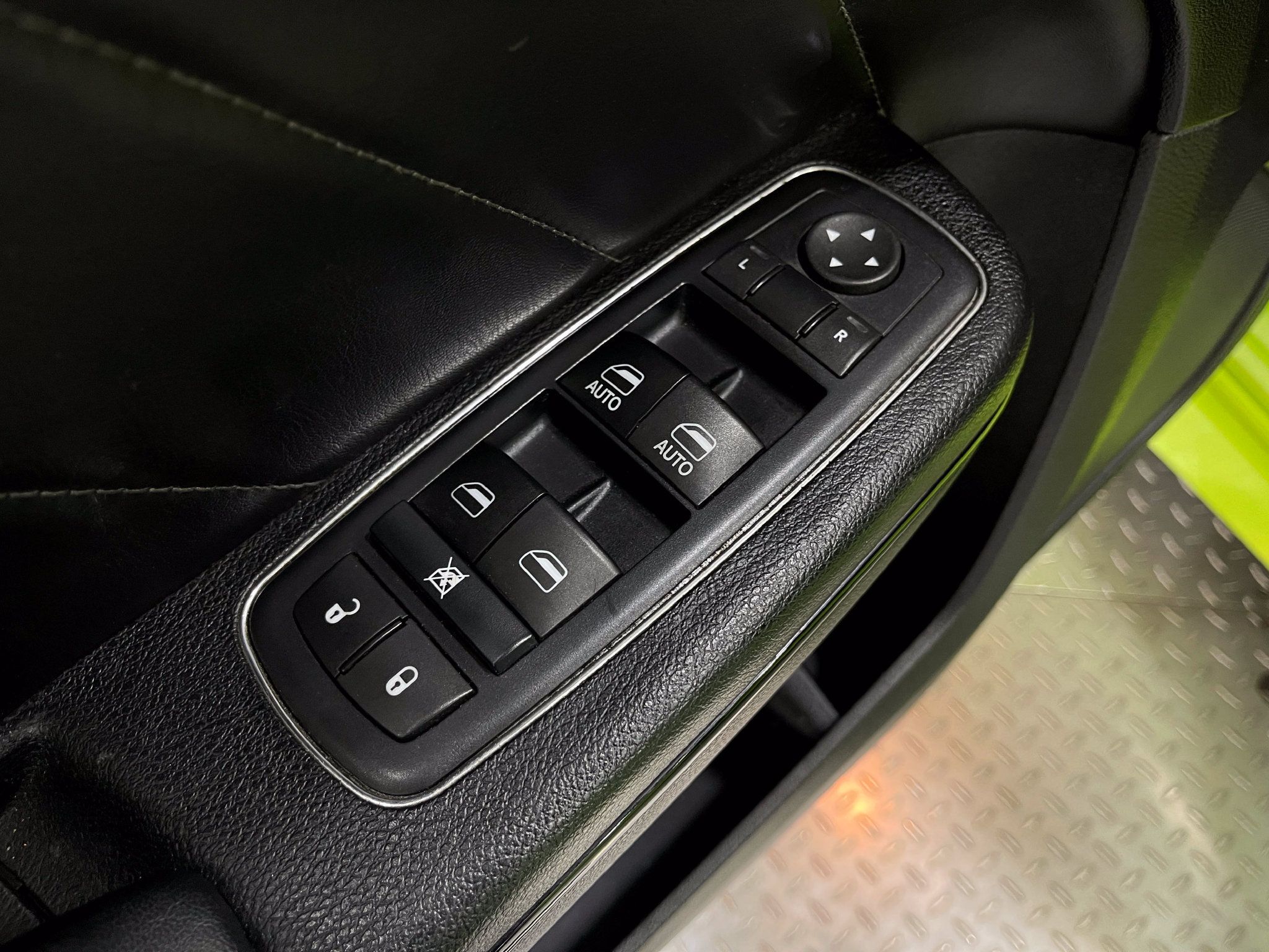 Used 2019 Dodge Charger Scat Pack w/ Daytona Edition Group RWD image 14