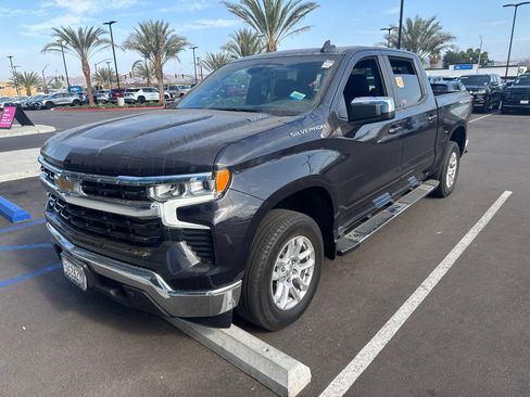 Used 2023 Chevrolet Silverado 1500 LT RWD image 3