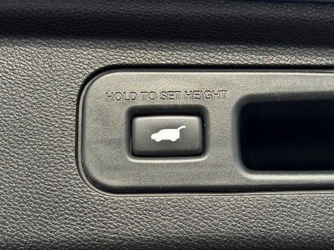 Certified 2023 Honda Odyssey Touring image 12