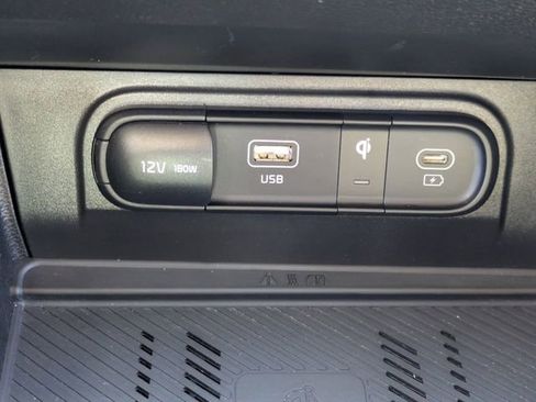 Used 2024 Kia Sportage EX image 24