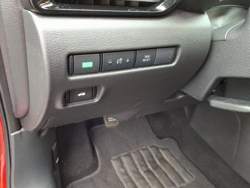 Used 2022 Nissan Sentra SV image 25