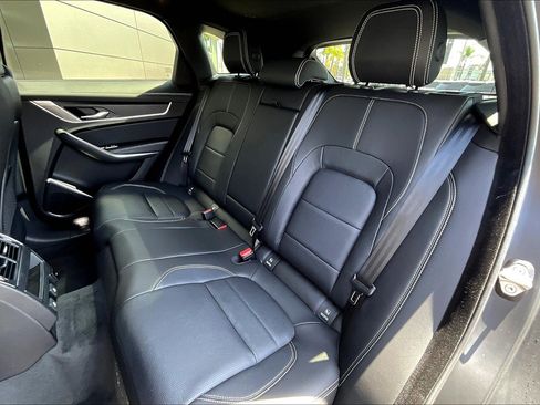 New 2026 Jaguar F-PACE R-Dynamic S image 10