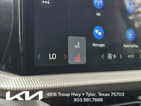 Used 2025 Ford Explorer Active RWD image 43