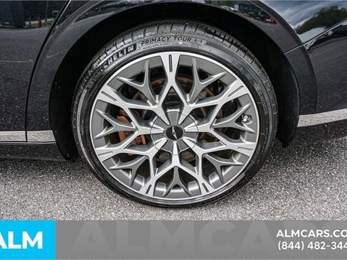 Used 2023 Genesis G90 3.5T image 17