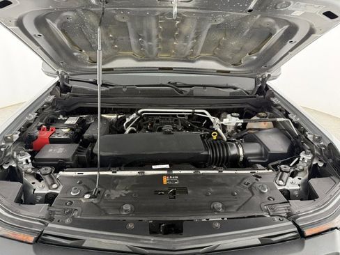 Used 2024 Chevrolet Colorado W/T w/ WT Convenience Package RWD image 6