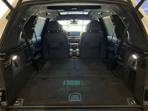 Used 2024 BMW X7 M60i w/ Executive Package image 30