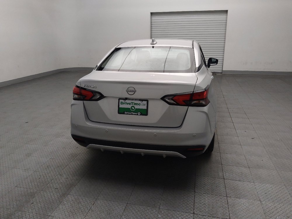 Used 2025 Nissan Versa SV FWD image 7