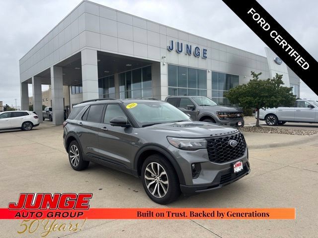 Certified 2025 Ford Explorer ST-Line AWD/4WD image 1