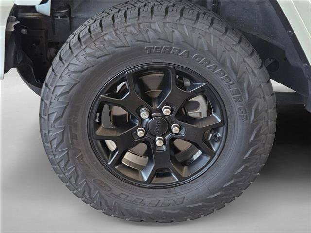 Used 2023 Jeep Wrangler Unlimited Sport AWD/4WD image 19