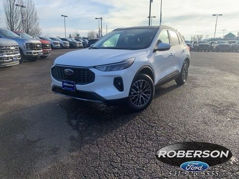 New 2025 Ford Escape Base w/ Class II Trailer Tow Package image 1