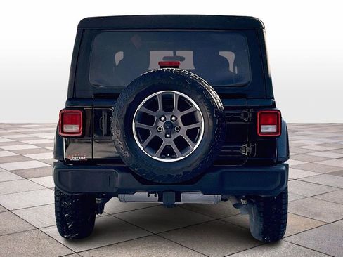 Used 2021 Jeep Wrangler Sport S image 4