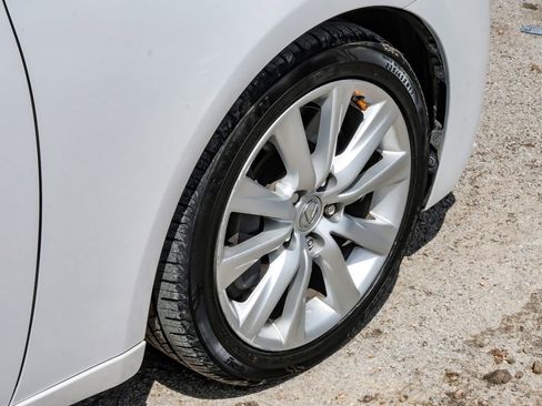 Used 2016 Lexus IS 200t image 59