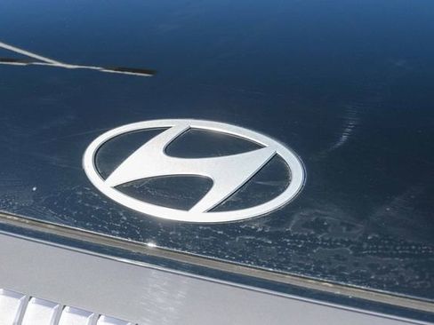 New 2026 Hyundai Ioniq 9 Limited image 13