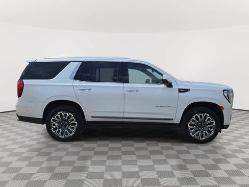 Used 2023 GMC Yukon Denali Ultimate AWD/4WD image 8