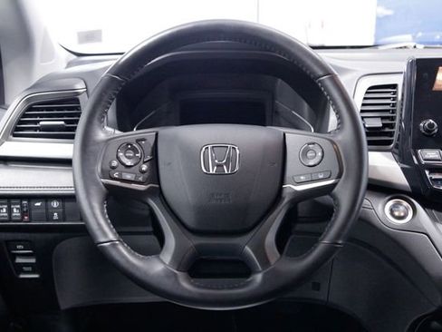 Certified 2024 Honda Odyssey EX-L image 17