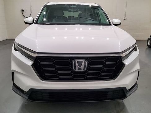 Used 2024 Honda CR-V EX image 3
