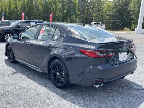 Used 2026 Toyota Camry SE w/ Multimedia Upgrade Package FWD image 4