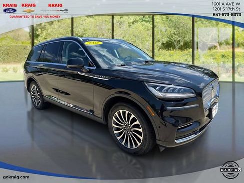 Used 2023 Lincoln Aviator Reserve w/ Elements Package Plus AWD/4WD image 3