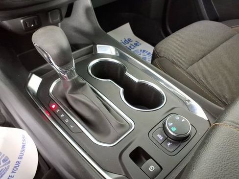 Used 2021 Chevrolet Traverse LT w/ LPO, Floor Liner Package AWD/4WD image 23