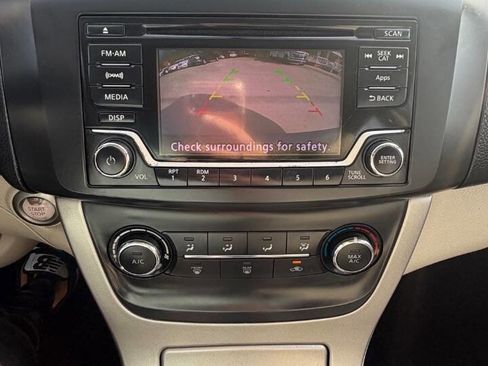 Used 2015 Nissan Sentra SV w/ Style Package image 19