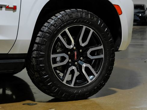 Used 2021 GMC Yukon XL AT4 w/ AT4 Premium Plus Package image 60