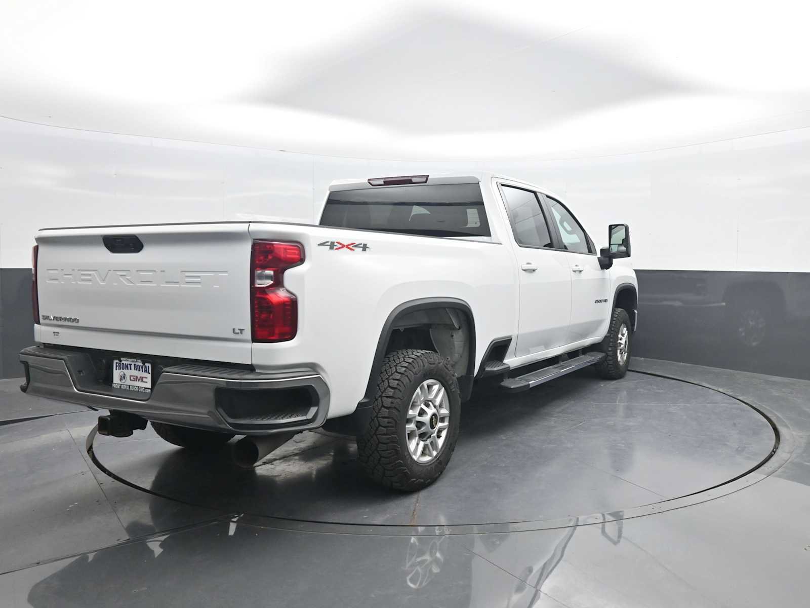 Used 2025 Chevrolet Silverado 2500 LT w/ Convenience Package AWD/4WD image 7