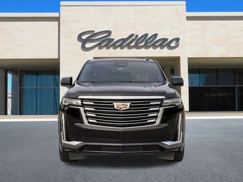 Used 2022 Cadillac Escalade ESV Premium Luxury Platinum image 9