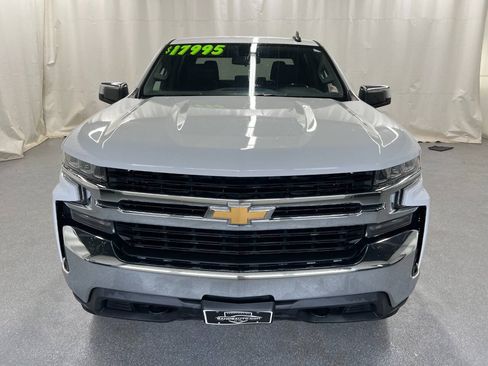Used 2019 Chevrolet Silverado 1500 LT w/ All-Star Edition AWD/4WD image 2