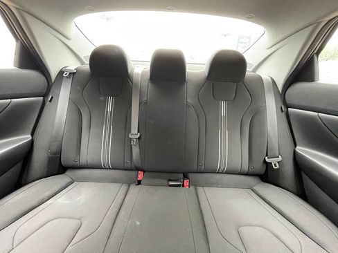 Used 2024 Hyundai Elantra SEL FWD image 29