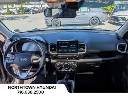 Certified 2023 Hyundai Venue SEL w/ Cargo Package FWD image 7
