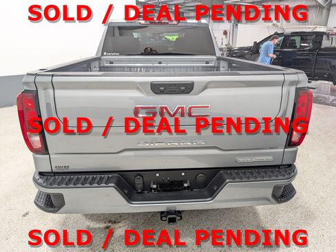 Used 2025 GMC Sierra 1500 Elevation AWD/4WD image 4