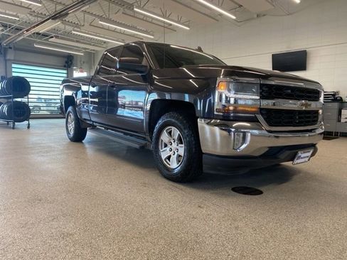 Used 2016 Chevrolet Silverado 1500 LT w/ All Star Edition image 3