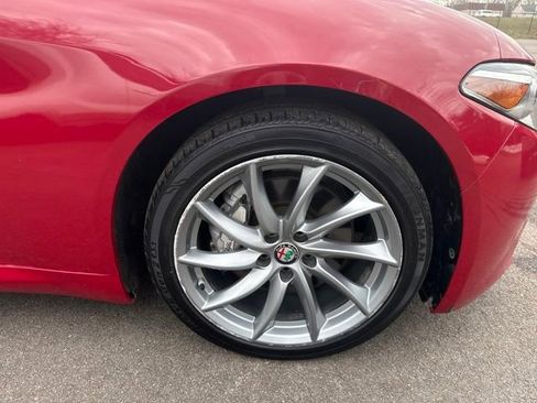 Used 2021 Alfa Romeo Giulia Sprint w/ Cold Weather Package image 12