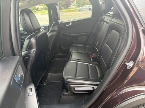 Certified 2023 Ford Escape Platinum image 19