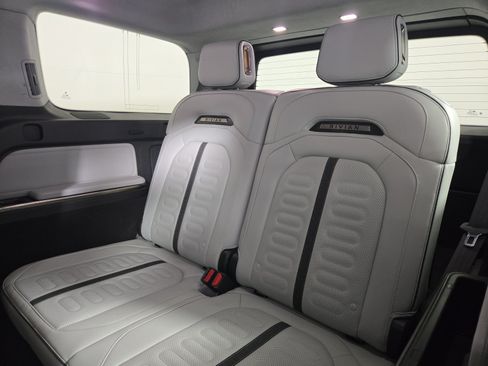 Used 2024 Rivian R1S Adventure AWD/4WD image 22