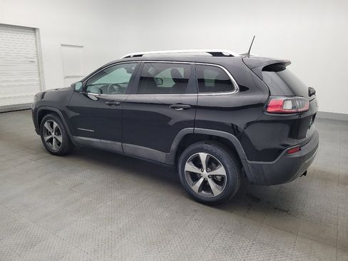 Used 2019 Jeep Cherokee Limited FWD image 3