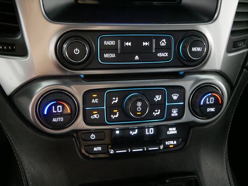 Used 2015 Chevrolet Tahoe LS AWD/4WD image 23