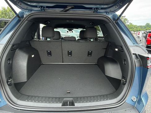 New 2026 Chevrolet Equinox LT FWD image 13