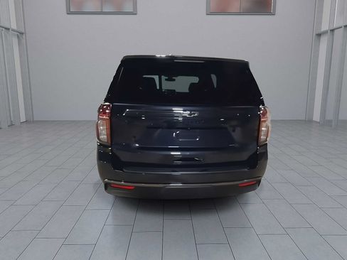 Used 2022 Chevrolet Tahoe Z71 w/ Luxury Package AWD/4WD image 7