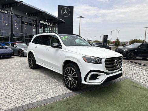 Certified 2026 Mercedes-Benz GLS 450 4MATIC image 7