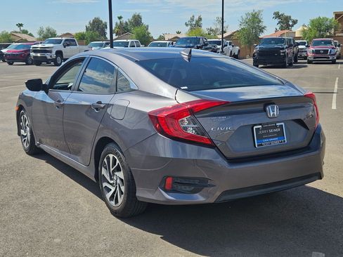 Used 2017 Honda Civic EX image 3