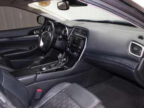 Used 2020 Nissan Maxima Platinum w/ Sport Mat Group FWD image 32