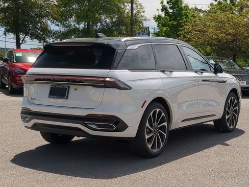 New 2026 Lincoln Nautilus Black Label AWD/4WD image 3