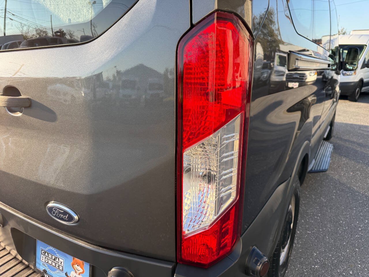 Used 2017 Ford Transit 350 XL RWD image 39