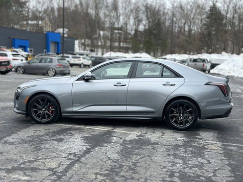 Used 2021 Cadillac CT4 V image 3