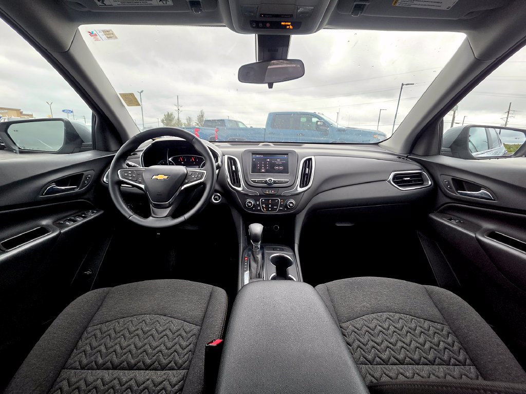 Used 2024 Chevrolet Equinox LT FWD image 13