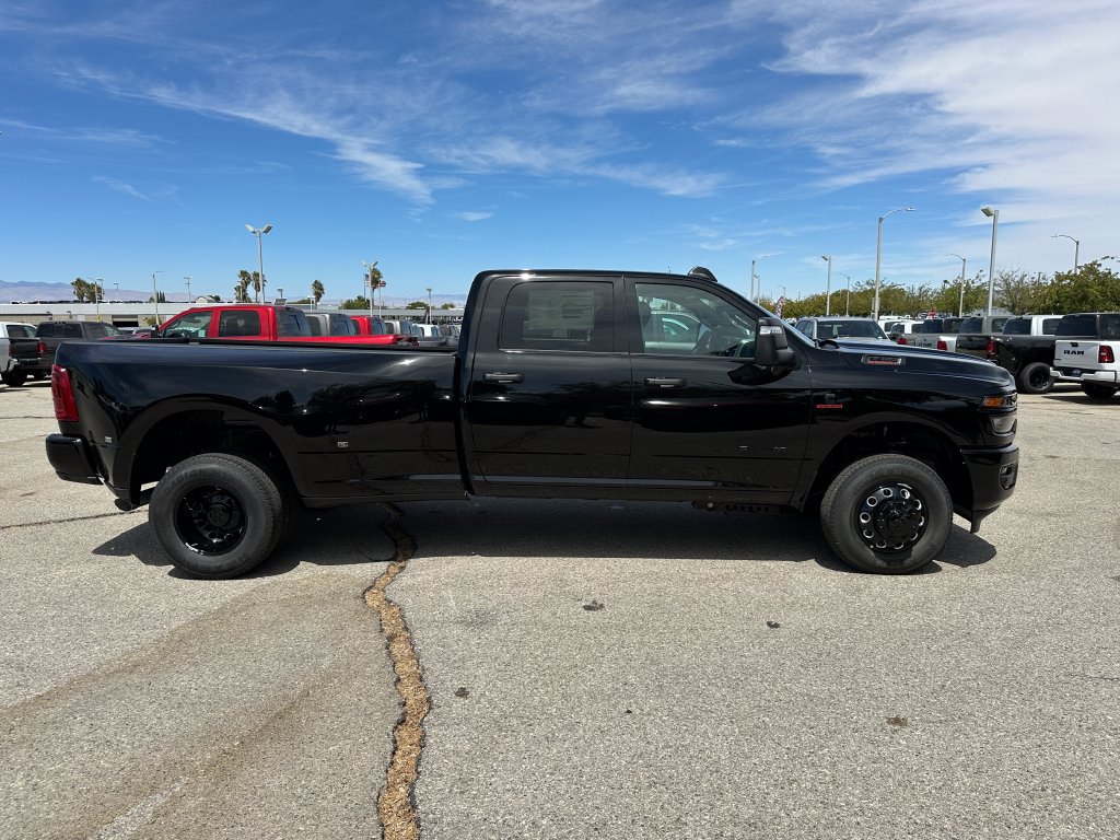 New 2026 RAM 3500 Big Horn AWD/4WD image 9